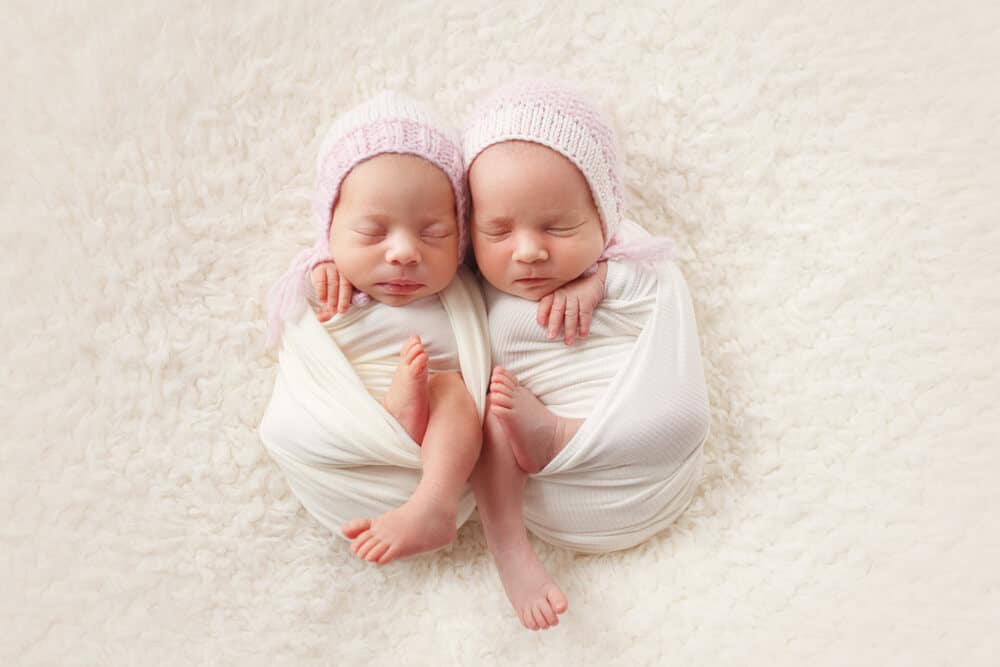 What Are the Symptoms of Twin Pregnancy? When Will It Be Determined That There Will Be Twins, How Do You Know?