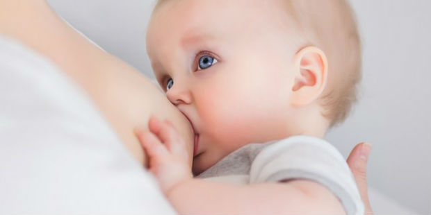 Is it Possible to Stay While Breastfeeding? What are the pregnancy symptoms for pregnant mothers?